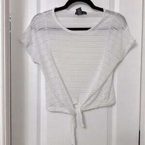 Love by chesley striped white tie front tee size L